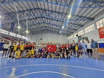 Germencik’te Zafer Kupası Voleybol Turnuvası düzenlendi
