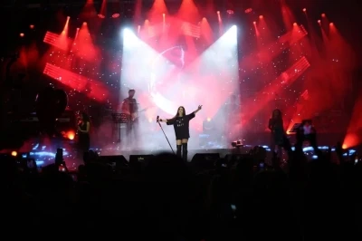 Germencikliler eğlenceye doydu
