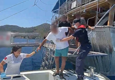 Gezi teknesinde yaralanan vatandaşa tıbbi tahliye ger&ccedil;ekleştirildi
