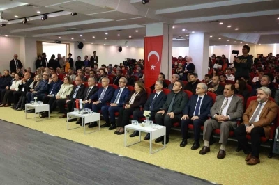 GİBT&Uuml;&rsquo;de "Mehmet Akif ve &Ccedil;anakkale Ruhu" konferansı ger&ccedil;ekleştirildi
