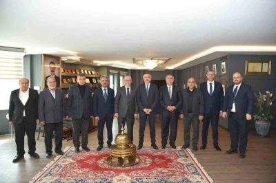 Gıda ve Kontrol Genel M&uuml;d&uuml;r&uuml; Dilber, Başkan Dumandağ ile bir araya geldi

