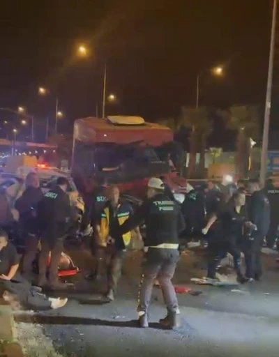 Giresun&rsquo;da tır iki otomobile &ccedil;arptı: 5 &ouml;l&uuml;, 6 yaralı
