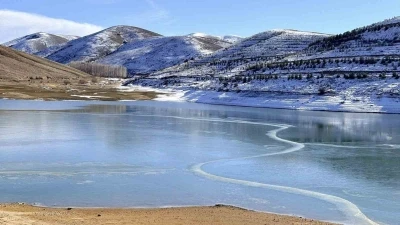 G&ouml;k&ccedil;edere G&ouml;leti buz tuttu
