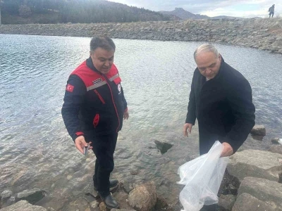 G&ouml;l ve g&ouml;letlerde balıklandırma &ccedil;alışması
