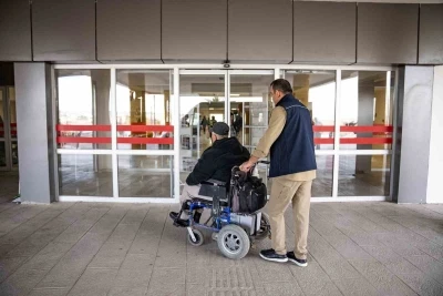 G&ouml;lbaşı Belediyesinden engelli ve hasta vatandaşlara &uuml;cretsiz nakil hizmeti
