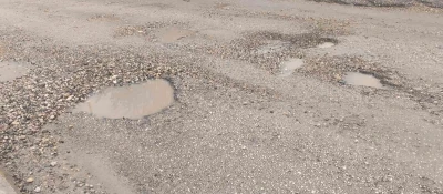 G&ouml;lbaşı esnafından belediyeye yol tepkisi
