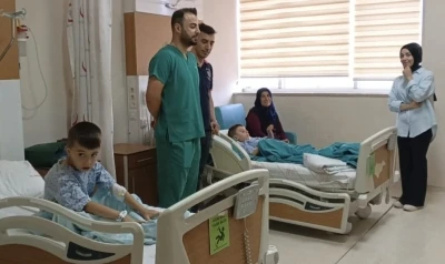 G&ouml;lbaşı&rsquo;nda 60 &ccedil;ocuk i&ccedil;in s&uuml;nnet ş&ouml;leni d&uuml;zenlendi
