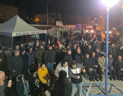 G&ouml;lbaşı&rsquo;nda deprem şehitleri g&ouml;zyaşlarıyla anıldı
