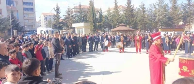 G&ouml;lbaşı&rsquo;nda İstiklal Marşının kabul&uuml; kutlandı
