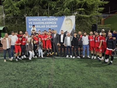 Gölcük Başkanlık Kupası’nda şampiyon İhsaniyespor oldu
