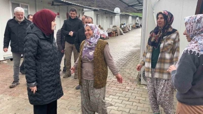 G&ouml;lpazarı&rsquo;nda yangın konutları y&uuml;kseliyor
