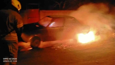 G&ouml;nen&rsquo;de ara&ccedil; yangınına m&uuml;dahale edildi
