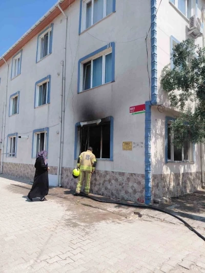 G&ouml;nen&rsquo;de bir evde &ccedil;ıkan yangın hasara neden oldu
