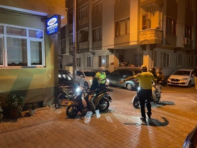 Gönen’de gece denetimi: Kurallara uymayan sürücülere ceza yağdı
