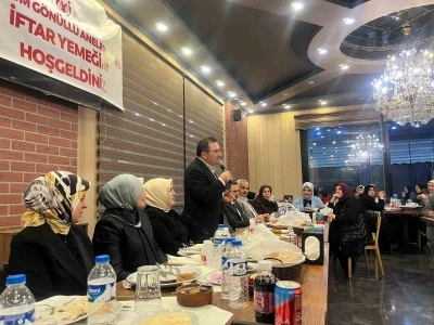 G&ouml;n&uuml;ll&uuml; annelerden 440 aileye iftar sofrasında b&uuml;y&uuml;k dayanışma
