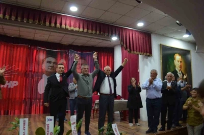 Gördes CHP kongresinde kazanan Gökhan Koyunlu oldu
