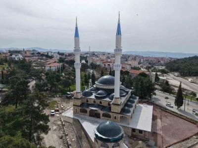 G&ouml;rdes&rsquo;te cami ve Kur&rsquo;an kursu i&ccedil;in destek &ccedil;ağrısı
