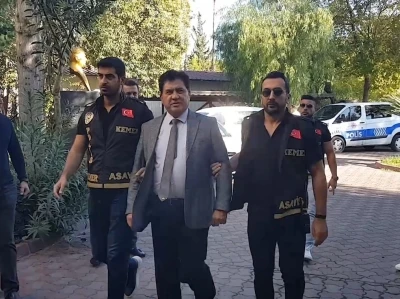 Gözaltına alınan eski Kemer Belediye Başkanı Gül tutuklandı
