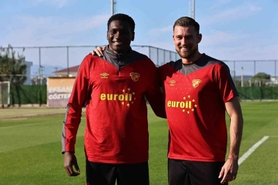 Göztepe’de Lis ve Heliton, istikrarlarıyla dikkat çekti
