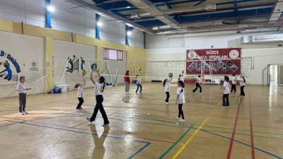 GSB kış spor okulları D&uuml;zce&rsquo;de b&uuml;y&uuml;k ilgi g&ouml;r&uuml;yor
