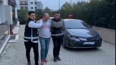 G&uuml;listan Doku soruşturmasında d&ouml;nemin başhekimi &Ccedil;ağdaş &Ouml;zdemir Bursa&rsquo;da g&ouml;zaltına alındı
