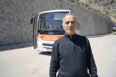 G&uuml;m&uuml;şhane&rsquo;de fenalaşan yolcu hastaneye dolmuşla yetiştirildi
