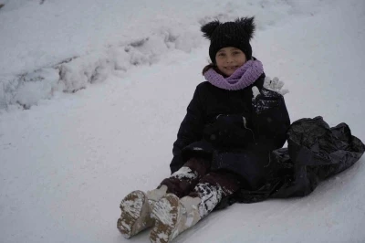 G&uuml;m&uuml;şhane&rsquo;de kar tatili eğlenceye d&ouml;n&uuml;şt&uuml;

