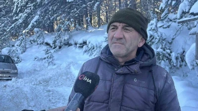 G&uuml;nd&uuml;z fabrikada, akşam karlı dağda
