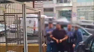 Güngören’de 2 kargocuyu silahla yaralayan esnaf yakalandı
