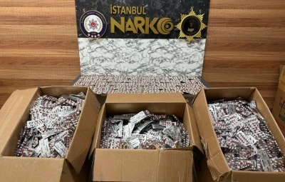 G&uuml;ng&ouml;ren&rsquo;de depoya uyuşturucu baskını: 3 g&ouml;zaltı
