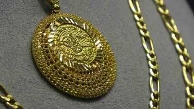 Güvenli liman altın yatırımcısını güldürdü, döviz ise üzdü
