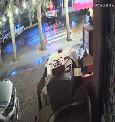 Güvenlik görevlisini görevi başındayken hayattan koparan kazanın görüntüleri ortaya çıktı
