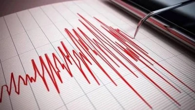 DEPREM Mİ OLDU? GAZİANTEP&rsquo;TE B&Ouml;LGE BEŞİK GİBİ: KOMŞU İLLER PEŞ PEŞE SALLANDI