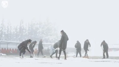 Gaziantep FK&rsquo;lı Futbolculardan &Ouml;rnek Fedak&acirc;rlık