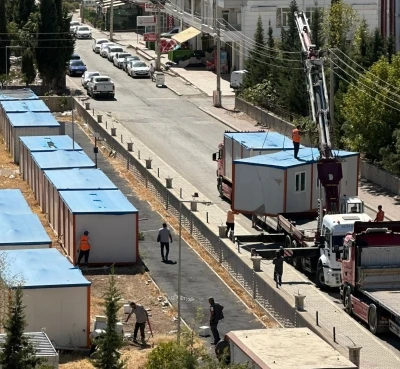 Haber sonrası konteynerler alınmaya başlandı
