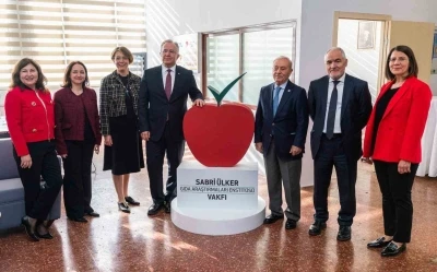 Hacettepe Üniversitesi ve Sabri Ülker Vakfı, &quot;Gıda ve Beslenme Okuryazarlığı Uygulama Alanı&quot; için iş birliği yaptı
