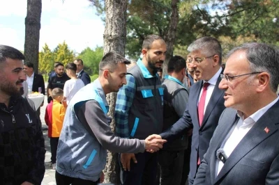 Hacılar&rsquo;da bayramlaşma programı d&uuml;zenlendi
