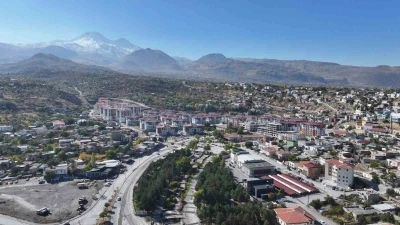 Hacılar’da son rötuşlar: Konutlar kışa kalmayacak
