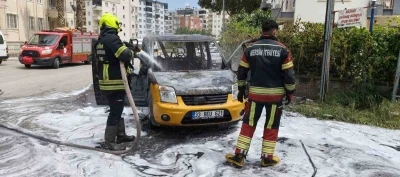Hafif ticari ara&ccedil; alev alev yandı
