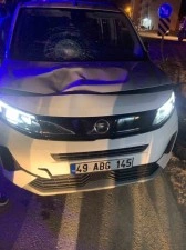 Hafif ticari araç yayaya çarptı: 1 ağır yaralı