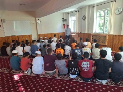 Hafızlık &ouml;ğrencileri teknoloji bağımlılığı konusunda bilgilendirildi
