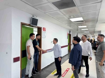 Hak-İş Diyarbakır İl Başkanı Aküzüm, üyeleriyle bir araya geldi
