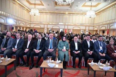 HAK-İŞ Genel Başkanı Arslan: "Sendikalaşma oranında kadınlar &ccedil;ok geride"
