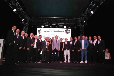 Hakan Daltaban, Ege Beşiktaş Kongre &Uuml;yeleri Derneği&rsquo;nin d&uuml;zenlediği geceye katıldı
