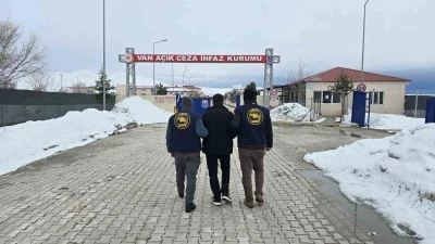 Hakkari&rsquo;de 8 yıl hapis cezası bulunan şahıs yakalandı

