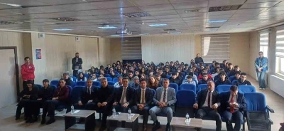 Hakkari&rsquo;de gen&ccedil;ler teknolojiyle buluşuyor
