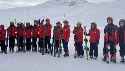 Hakkari’de karlar üzerinde ilk adımlar

