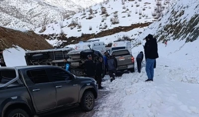 Hakkari&rsquo;de trafik kazası: 2 yaralı

