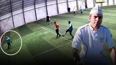 Halı sahada facia: G&ouml;ğs&uuml;ne &ccedil;arpan top canından etti
