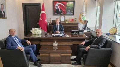 Halil Oflu g&ouml;revine başladı
